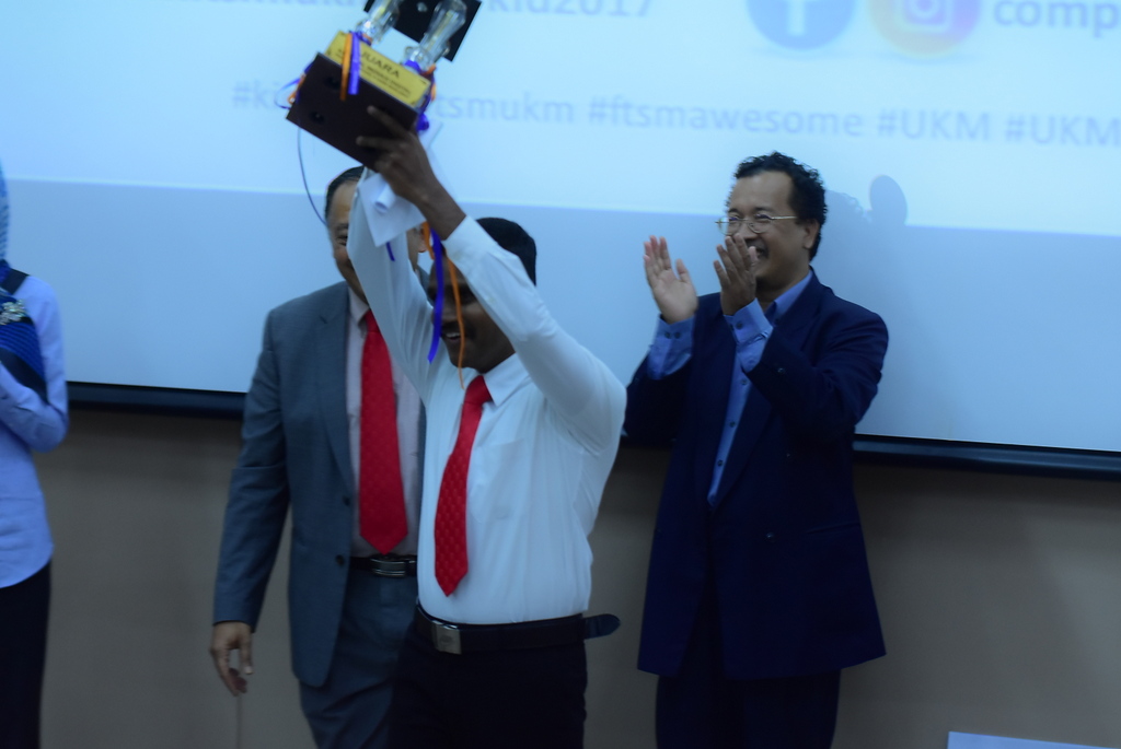 575 DSC 3450